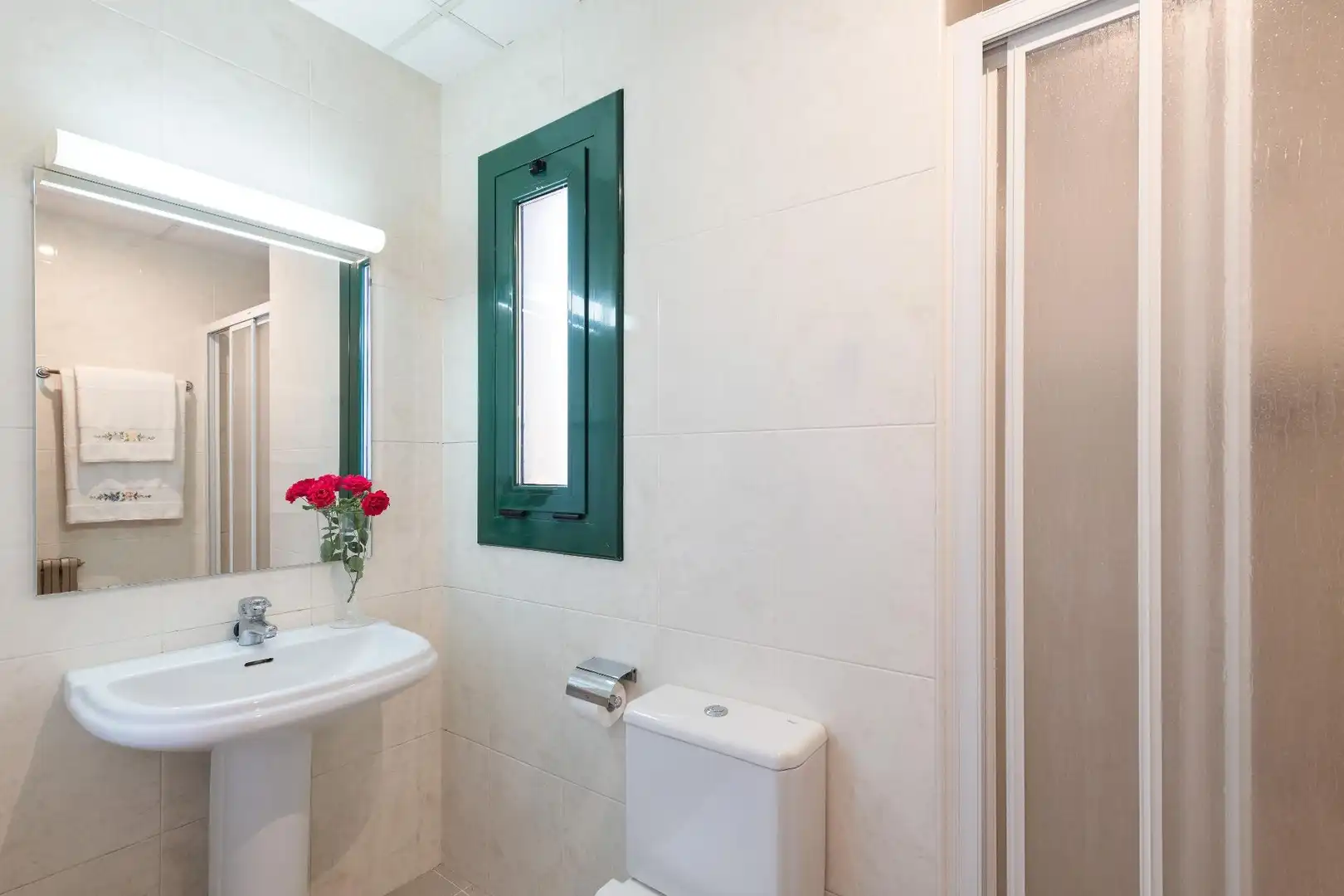 Casa con terraza en venta en Avenida PIRINEUS, imagen 22