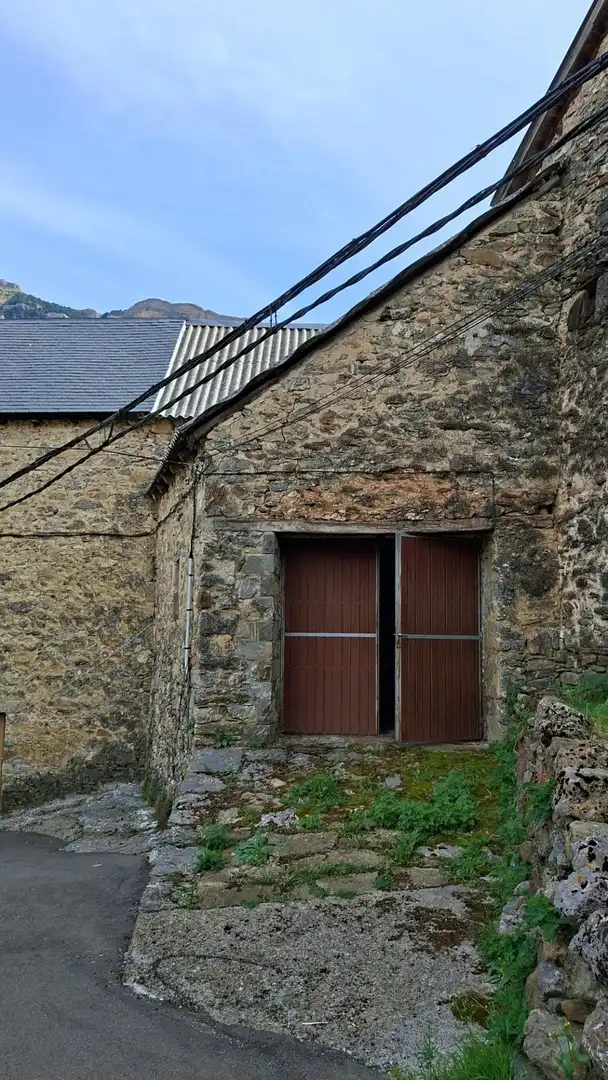 Vista exterior de Casa o chalet en venta en Hoz de Jaca