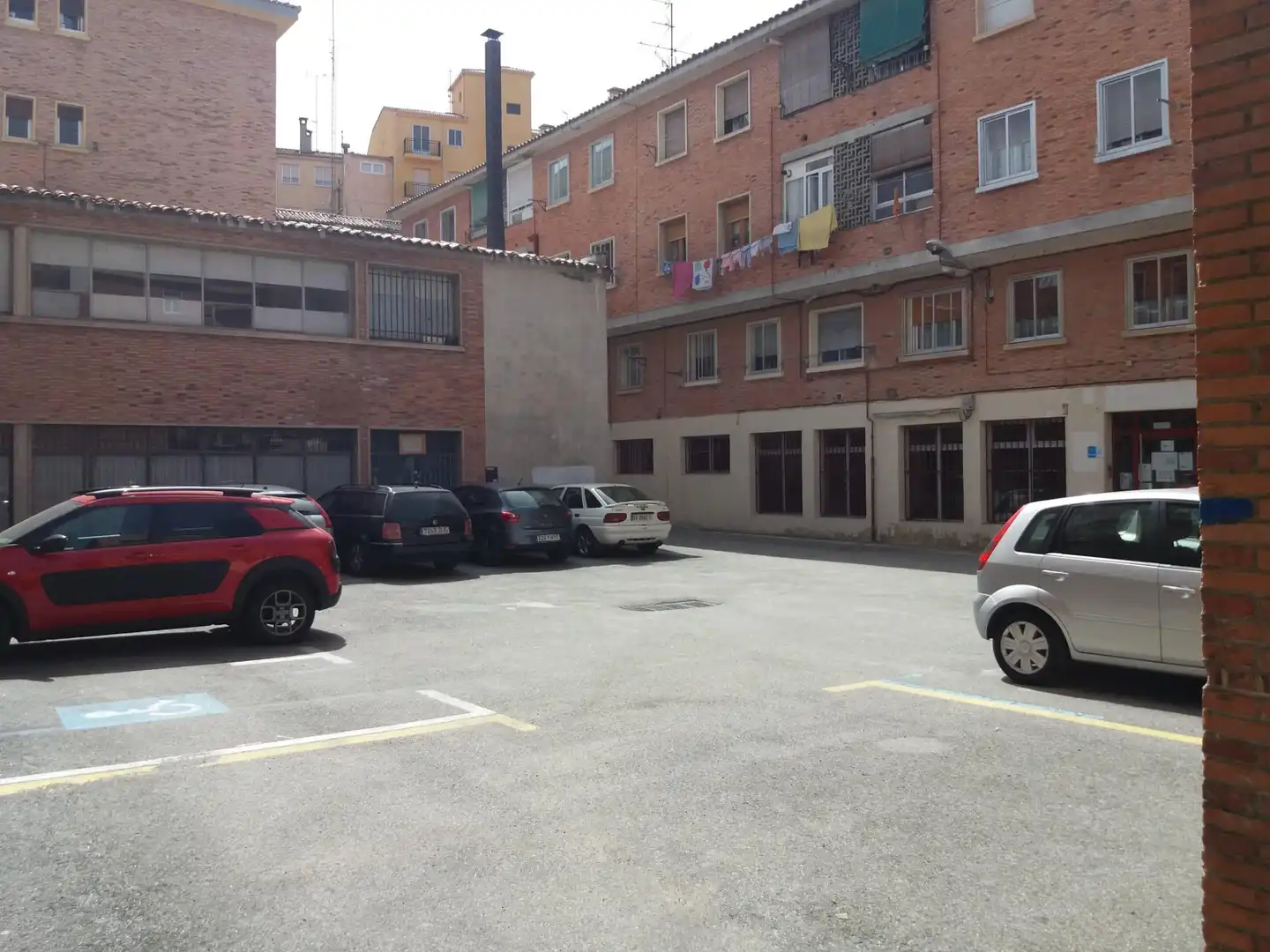 Parking de Dúplex en venta en Segovia con Calefacción, Terraza y Balcón