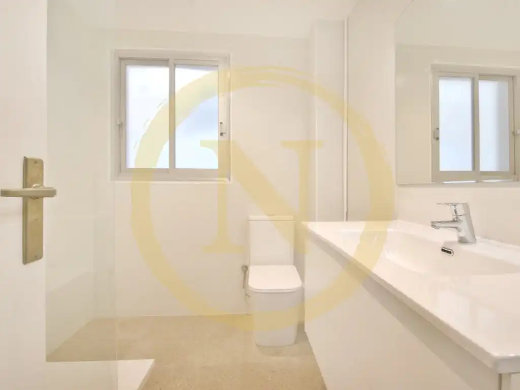 Piso en venta en Carrer de la Diputació, La Nova Esquerra de l'Eixample