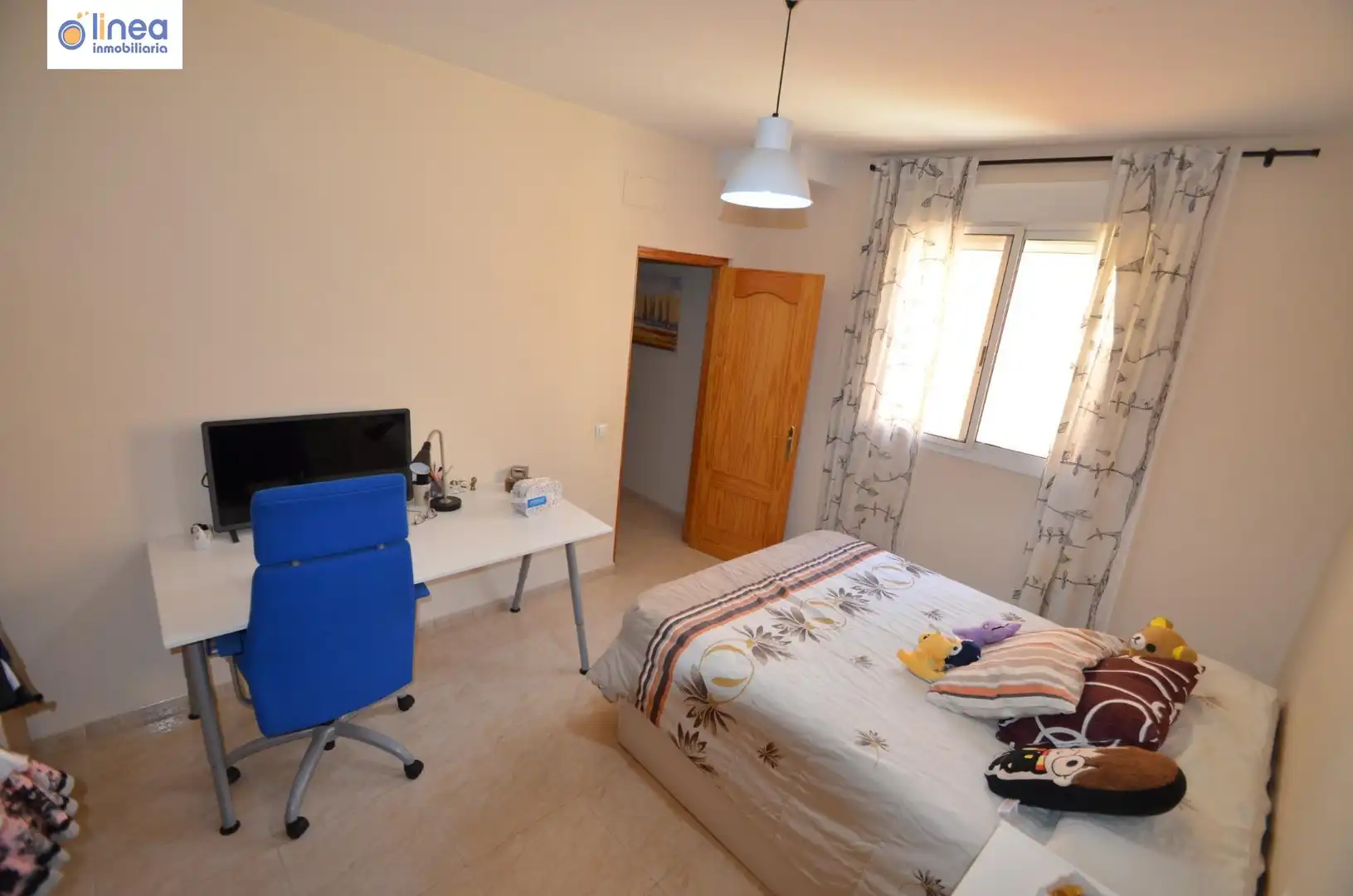 Casa adosada en venta en Calle ANGEL CARA, La Mojonera