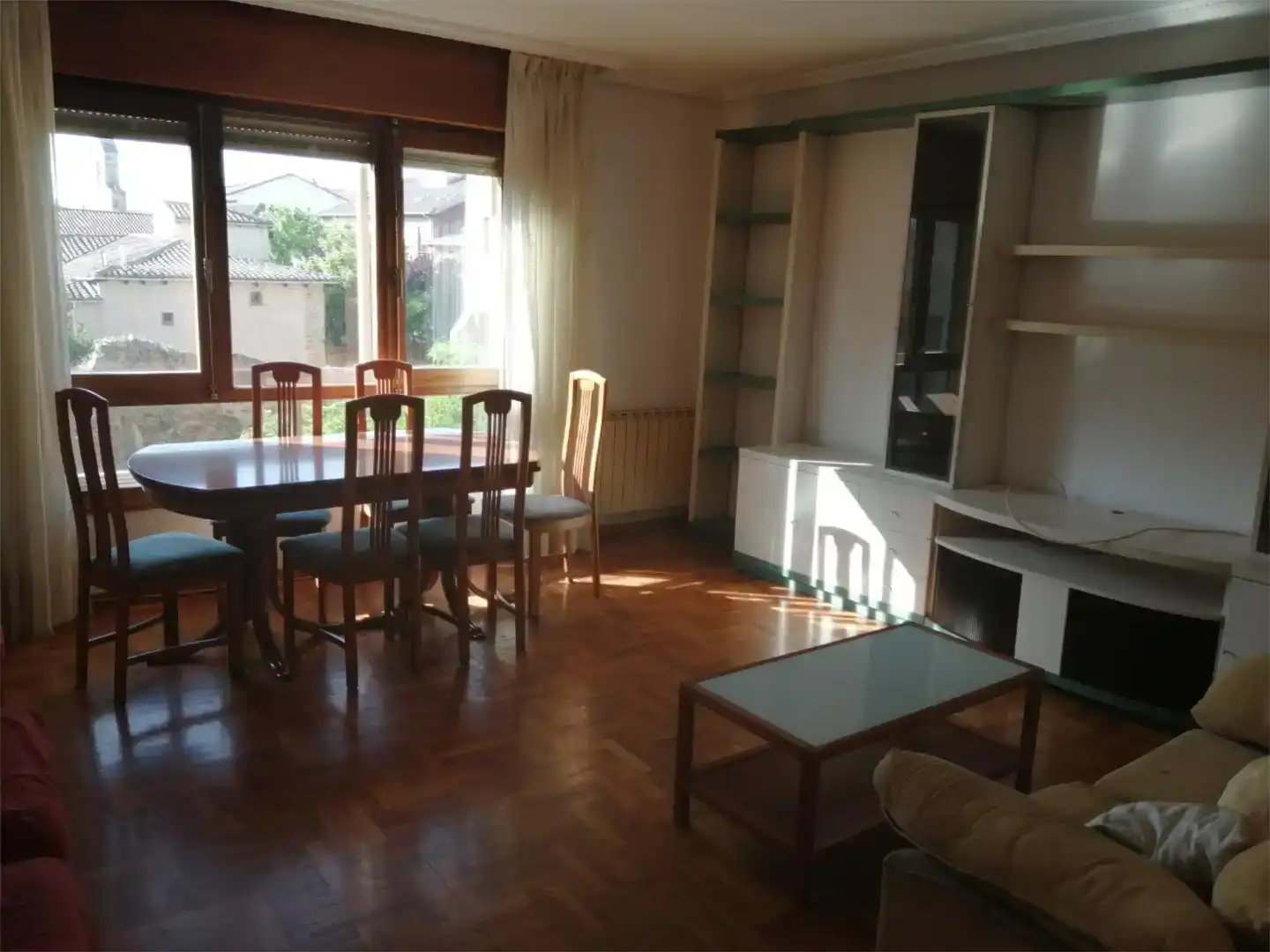 Sala de estar de Piso de alquiler en Astorga con Parquet, Trastero y Amueblado