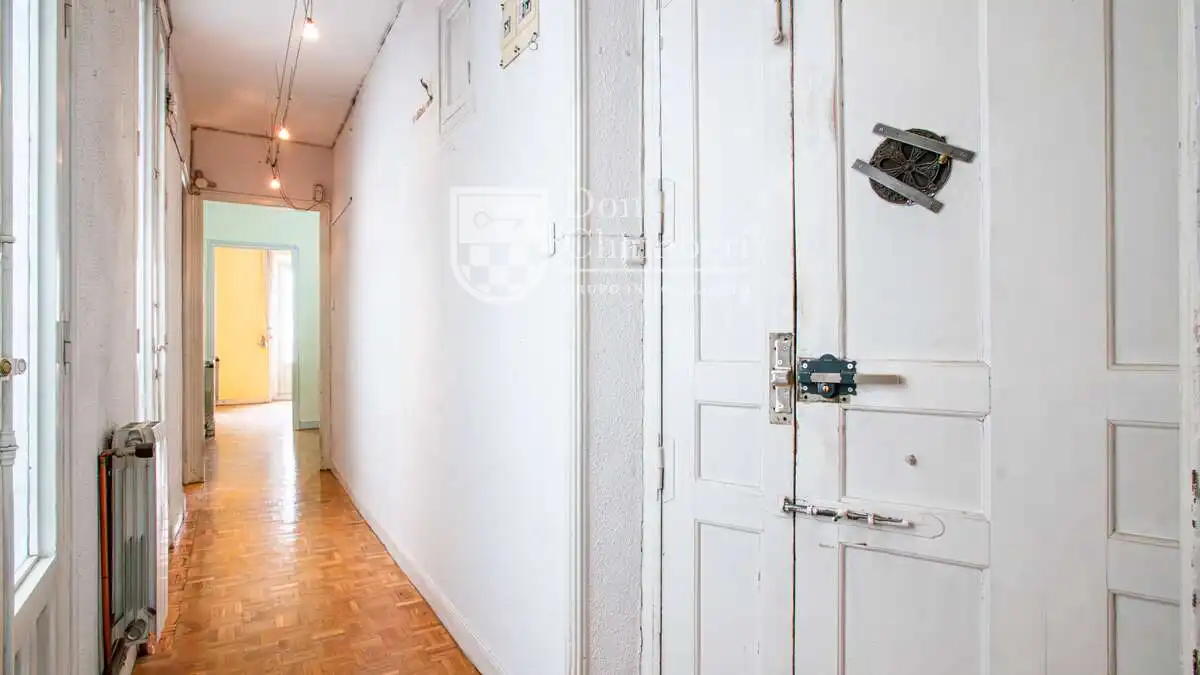 Flat for sale in Madrid  with Heating, Storage room and Balcony