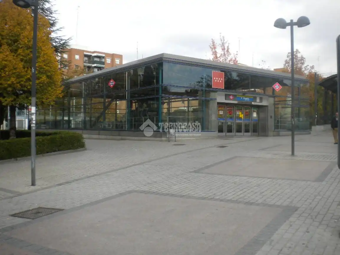 Vista exterior de Piso en venta en Móstoles con Aire acondicionado y Calefacción
