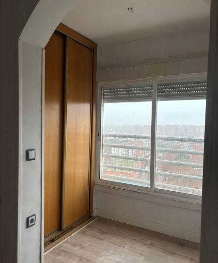 Foto 1 de Pis en venda a Calle de Felipe de Diego, 27, Palomeras Bajas, Madrid