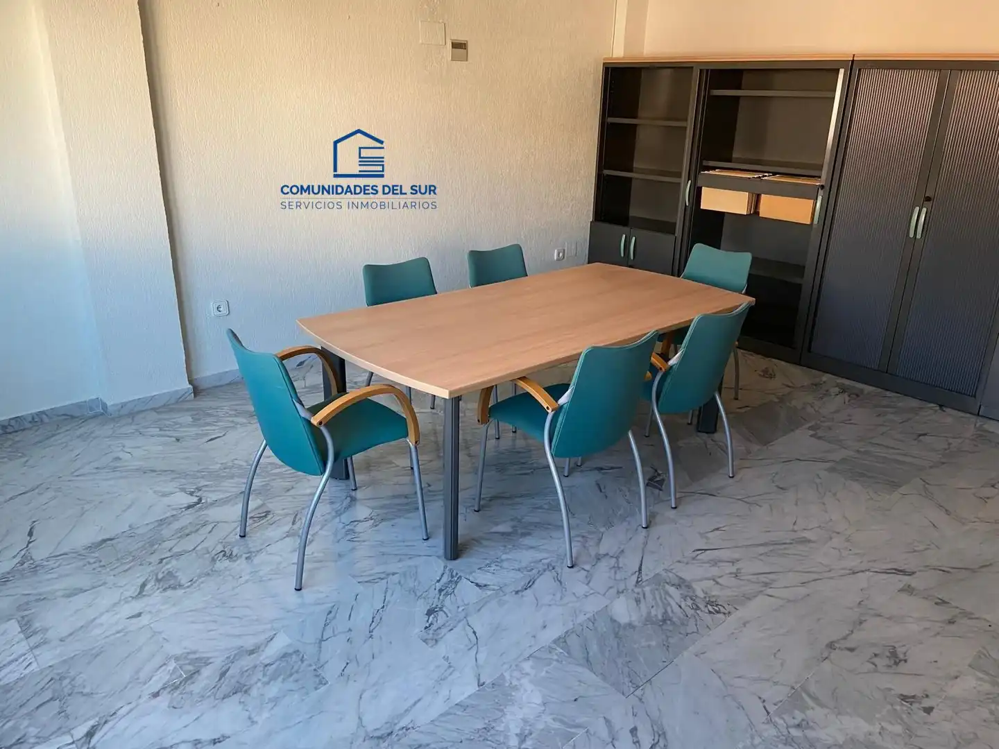 Comedor de Oficina en venta en Cádiz con Amueblado