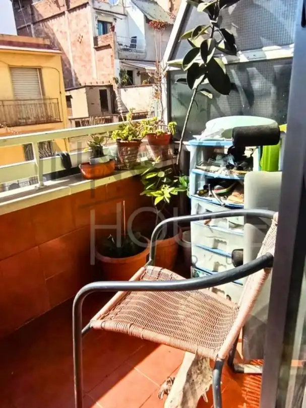 Terrassa de Pis en venda en Barcelona amb Moblat i Balcó