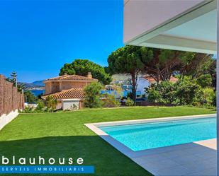 Swimming pool of House or chalet for sale in Llançà  with Air Conditioner, Heating and Private garden