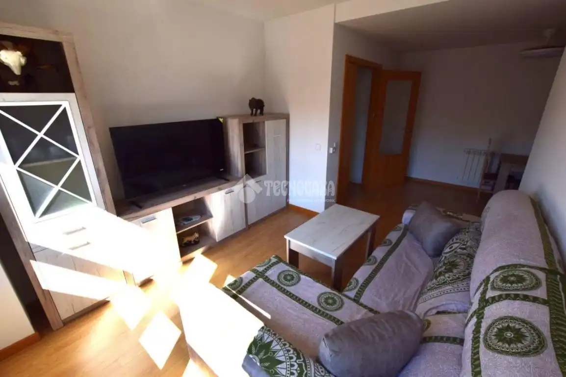 Sala d'estar de Pis en venda en Fuenlabrada amb Calefacció, Traster i Piscina comunitària