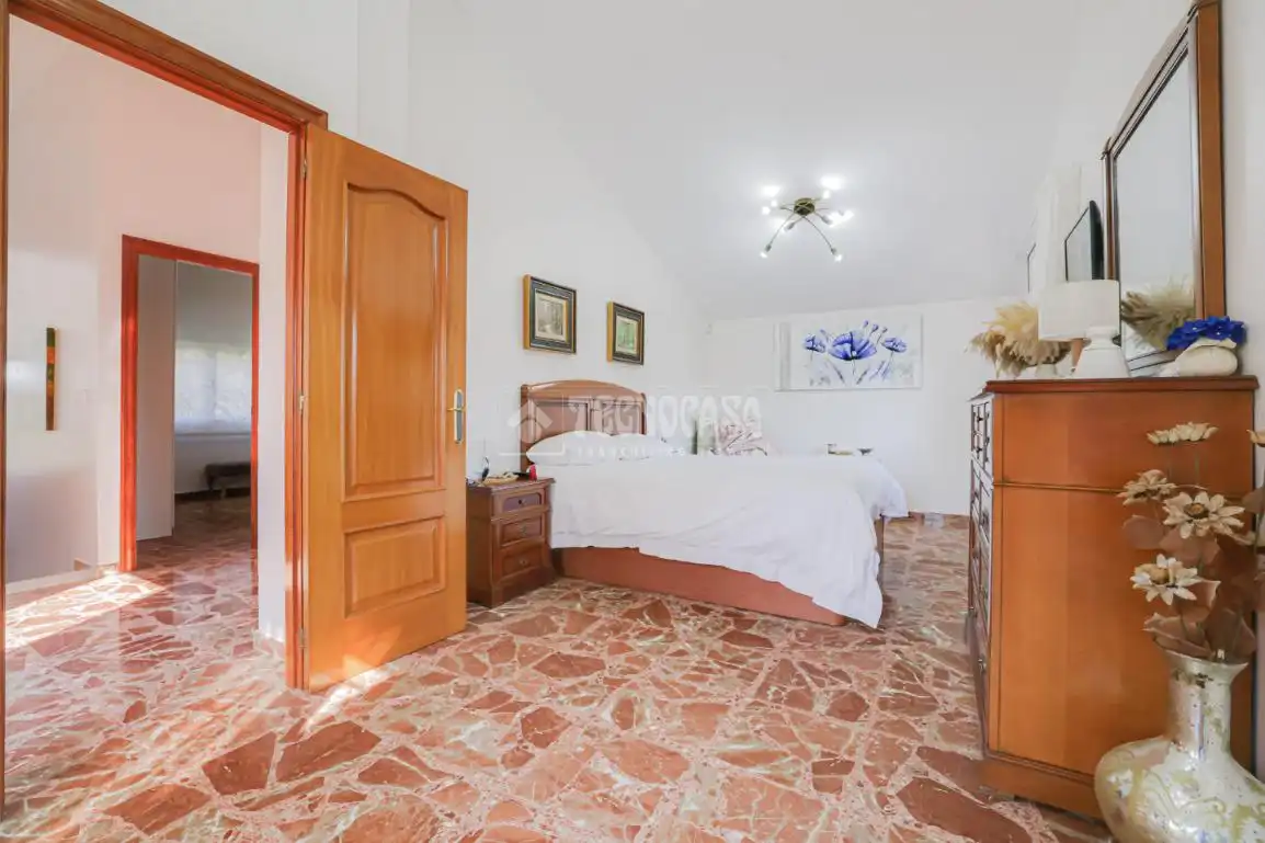 Dormitori de Casa o xalet en venda en Rubí amb Aire condicionat, Calefacció i Terrassa