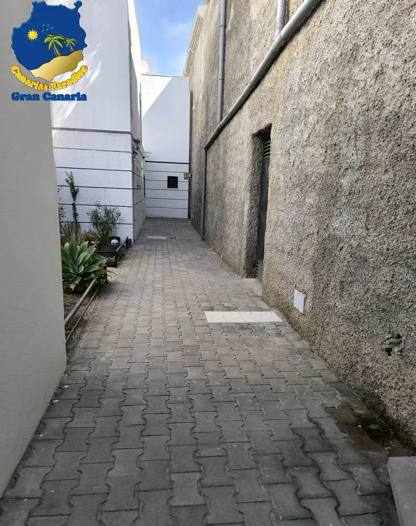 Vista exterior de Casa adosada en venta en Mogán con Jardín privado, Terraza y Amueblado