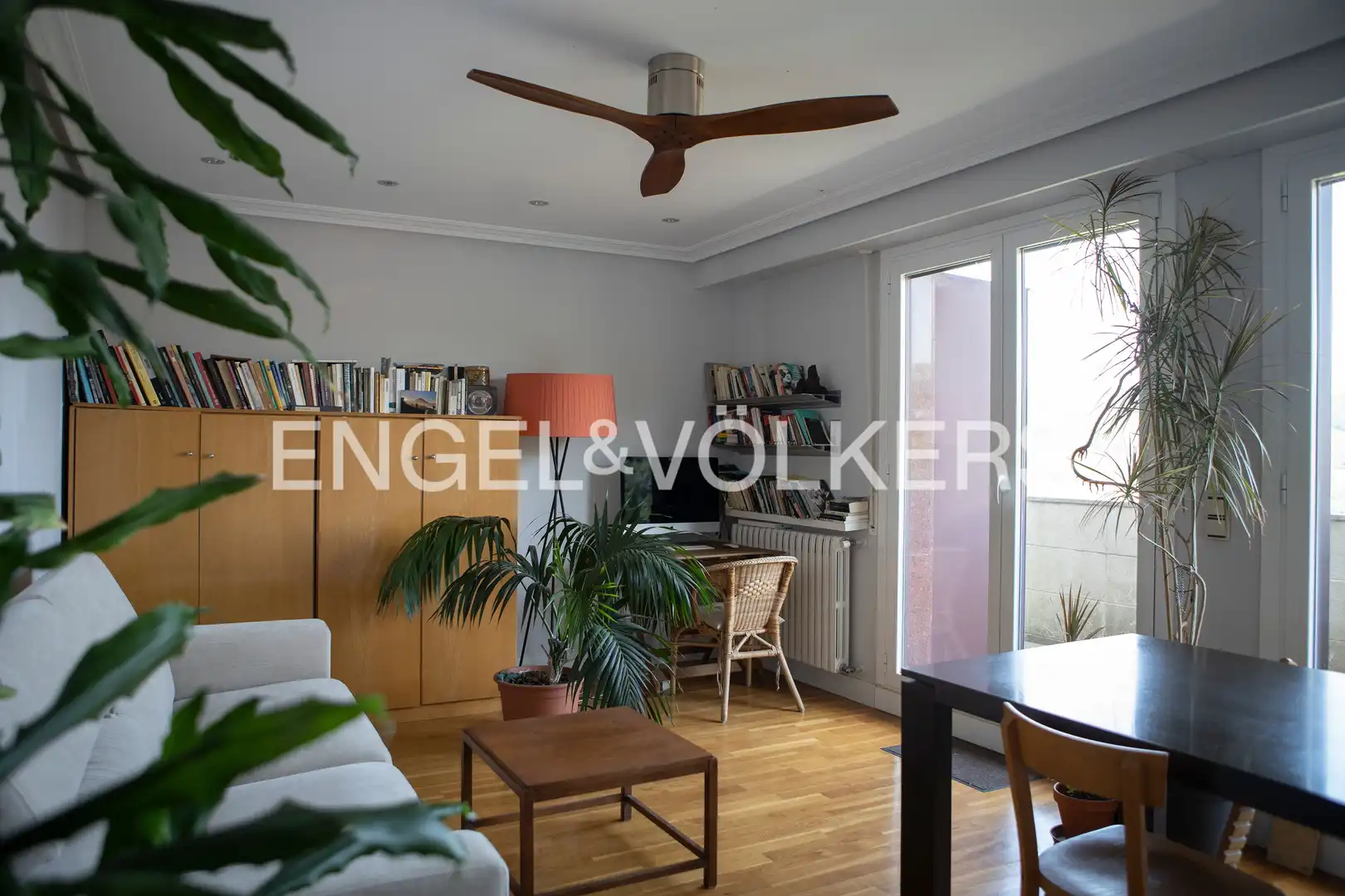 Flat for rent in Manuel Vázquez Montalbán Kalea, Aiete