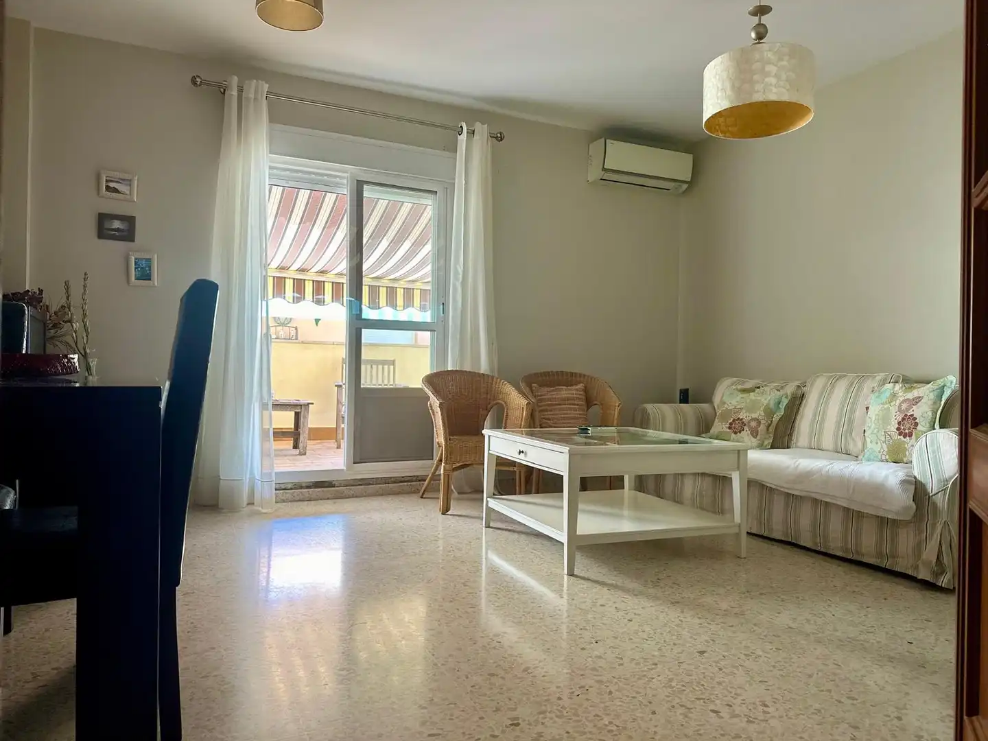 Wohnzimmer von Dachboden zur Miete in Sanlúcar de Barrameda mit Klimaanlage, Heizung und Terrasse