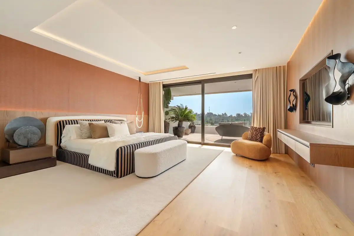 Habitación de Dúplex en venta en Marbella con Aire acondicionado, Terraza y Piscina