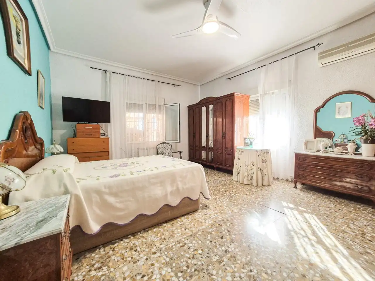 Habitación de Casa o chalet en venta en Elche / Elx con Aire acondicionado y Balcón