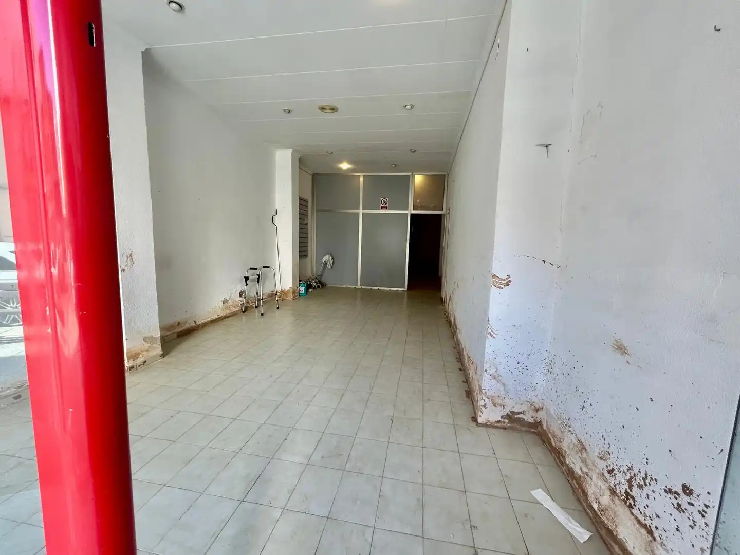 Business premises for sale in Avinguda Camí Nou 60