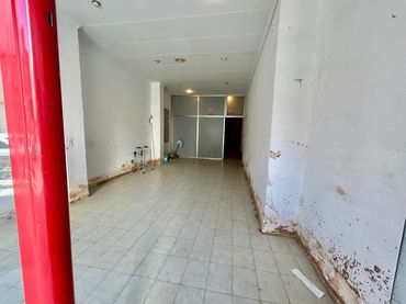 Gewerbefläche zum Verkauf in Avinguda Camí Nou 60