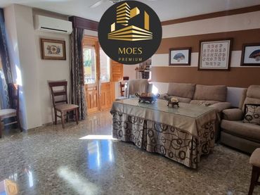 House with balcony for sale in Torredelcampo