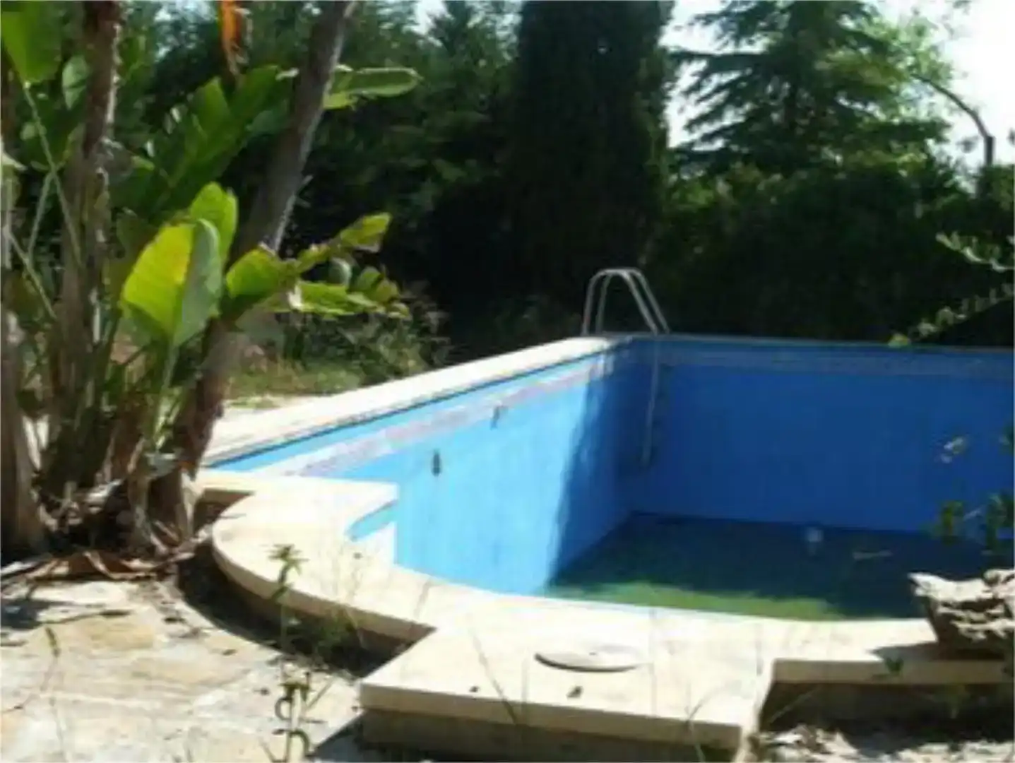 Piscina de Pis en venda en Bollullos de la Mitación amb Piscina i Balcó
