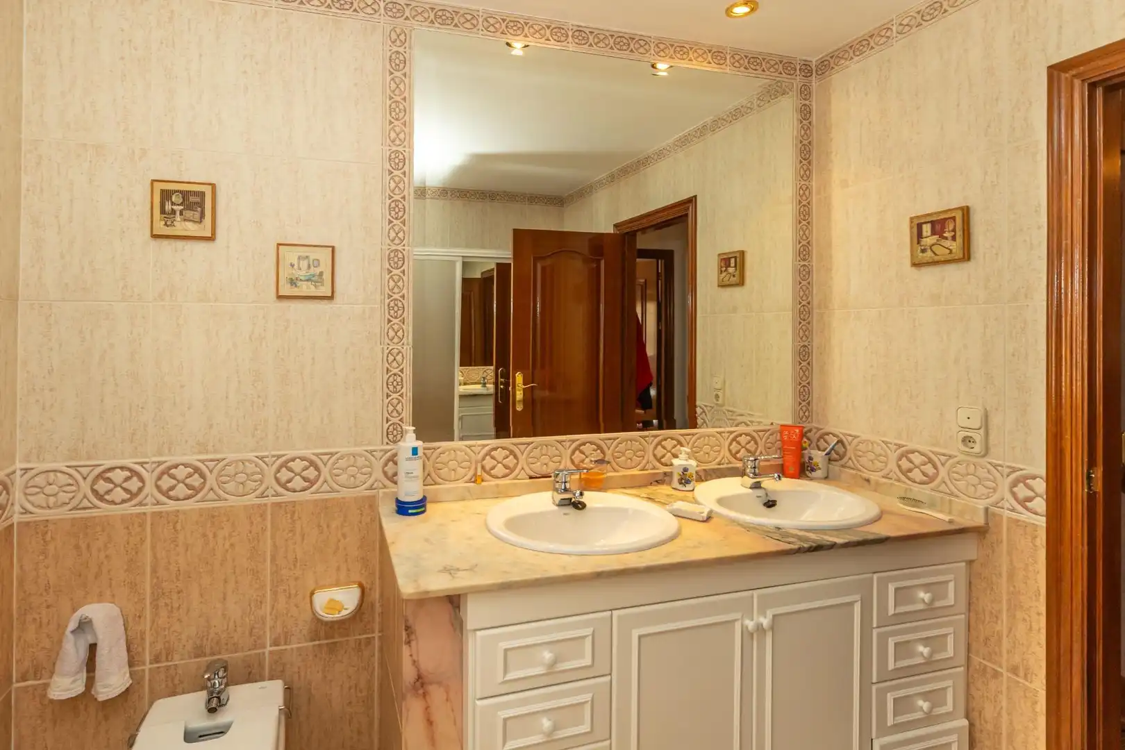 Bathroom of Houses for sale in Aldeire  with Air Conditioner, Heating and Balcony