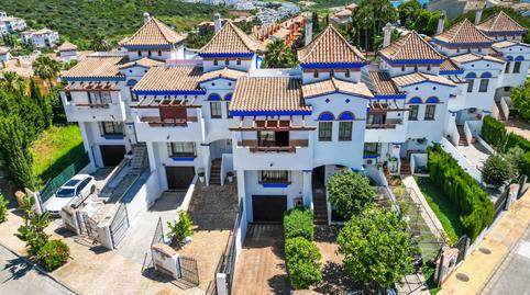 Photo 2 of Single-family semi-detached for sale in La Alcaidesa, Cádiz