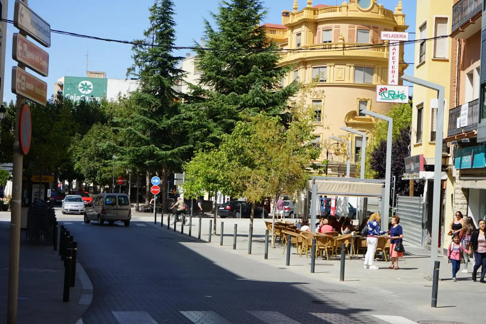 Vista exterior de Pis en venda en Requena amb Traster i Balcó