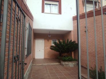 Casa amb jardí en venda a Argamasilla de Calatrava