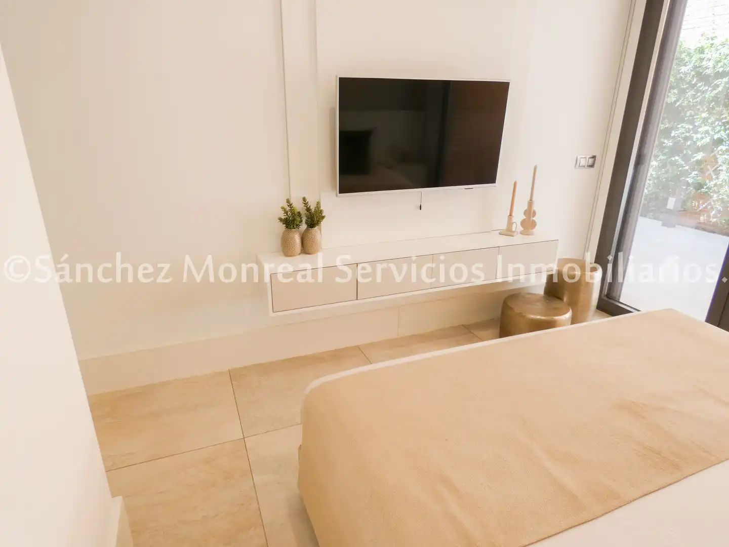 Sala de estar de Casa o chalet en venta en Alcázar de San Juan con Aire acondicionado, Calefacción y Jardín privado