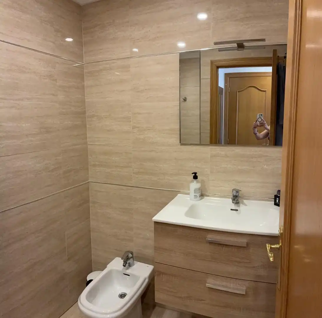 Baño de Ático en venta en Torrent con Aire acondicionado, Calefacción y Jardín privado