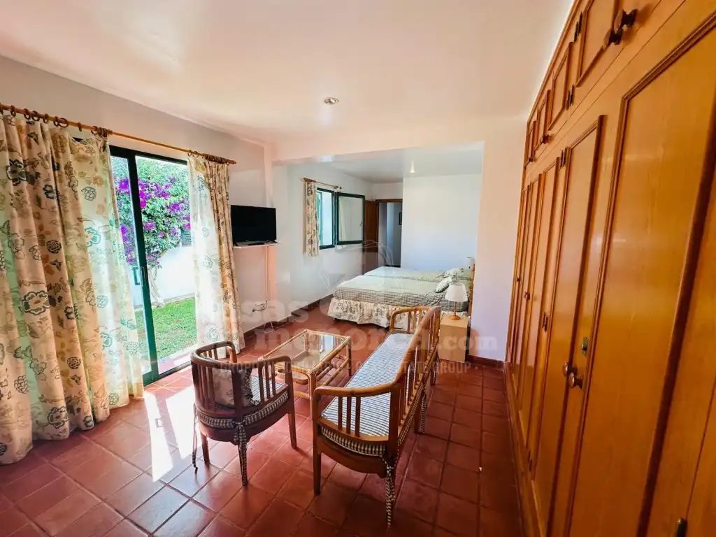 Habitación de Casa o chalet en venta en Ciutadella de Menorca con Jardín privado