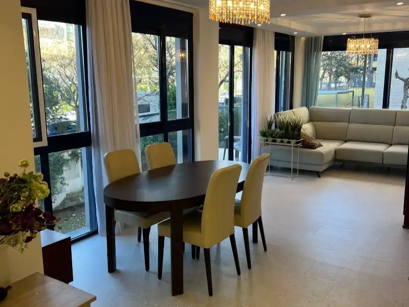 Piso con piscina en venta en Domenec Sugrañes i Gras 15, imagen 3
