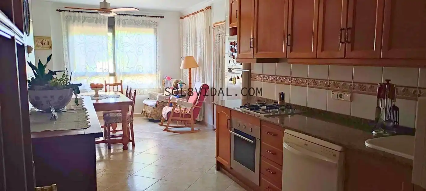 Cuina de Casa o xalet en venda en Orihuela amb Calefacció, Jardí privat i Terrassa