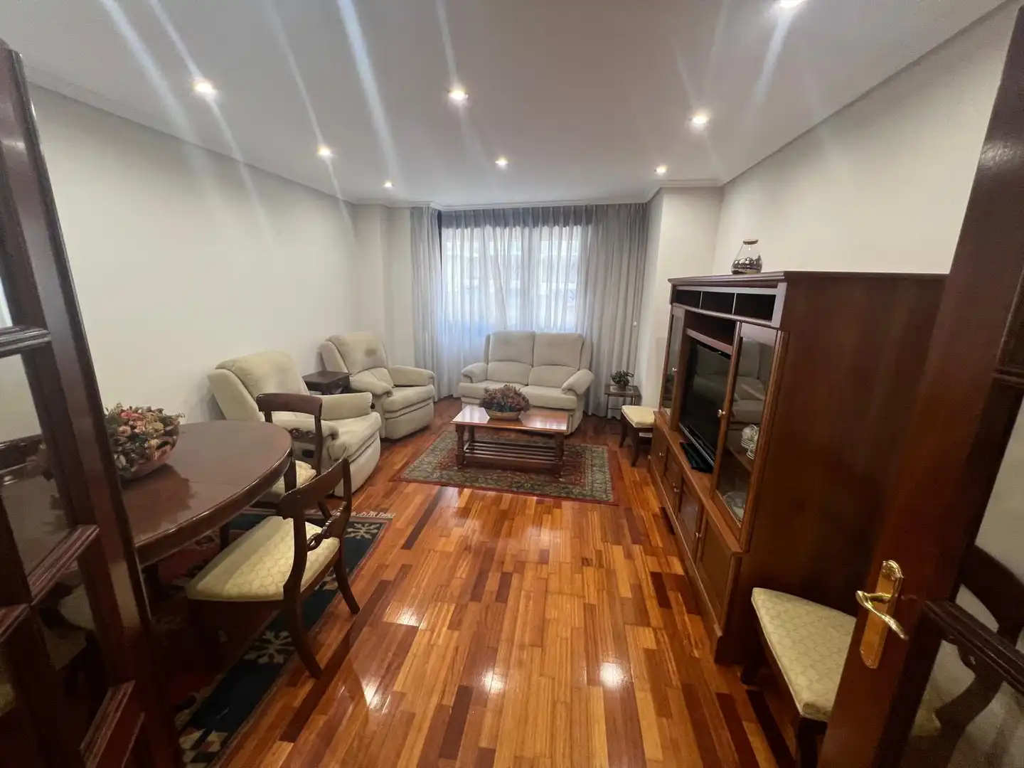 Sala de estar de Piso en venta en Gijón  con Calefacción, Parquet y Trastero