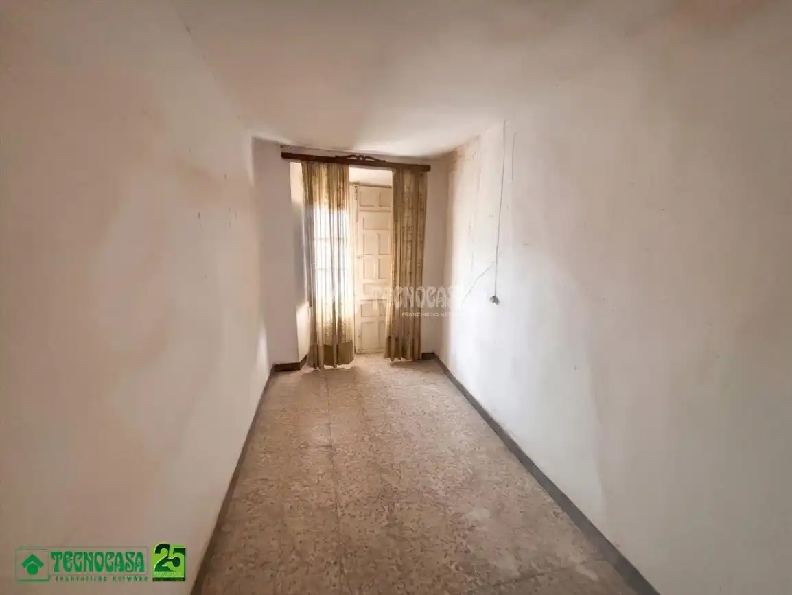 Casa adosada en venda en Manzanares amb Calefacció i Terrassa