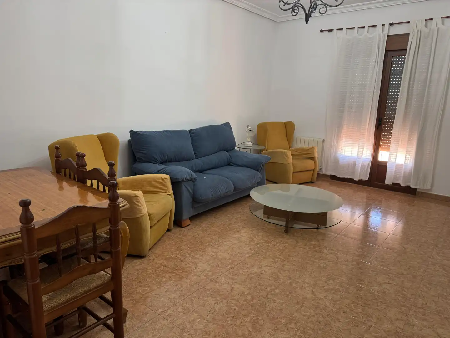 Sala de estar de Piso en venta en Campo de Criptana con Calefacción, Amueblado y Horno