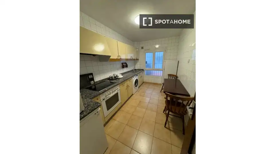 Habitació a Ciudad Naranco - Prados de La Fuente