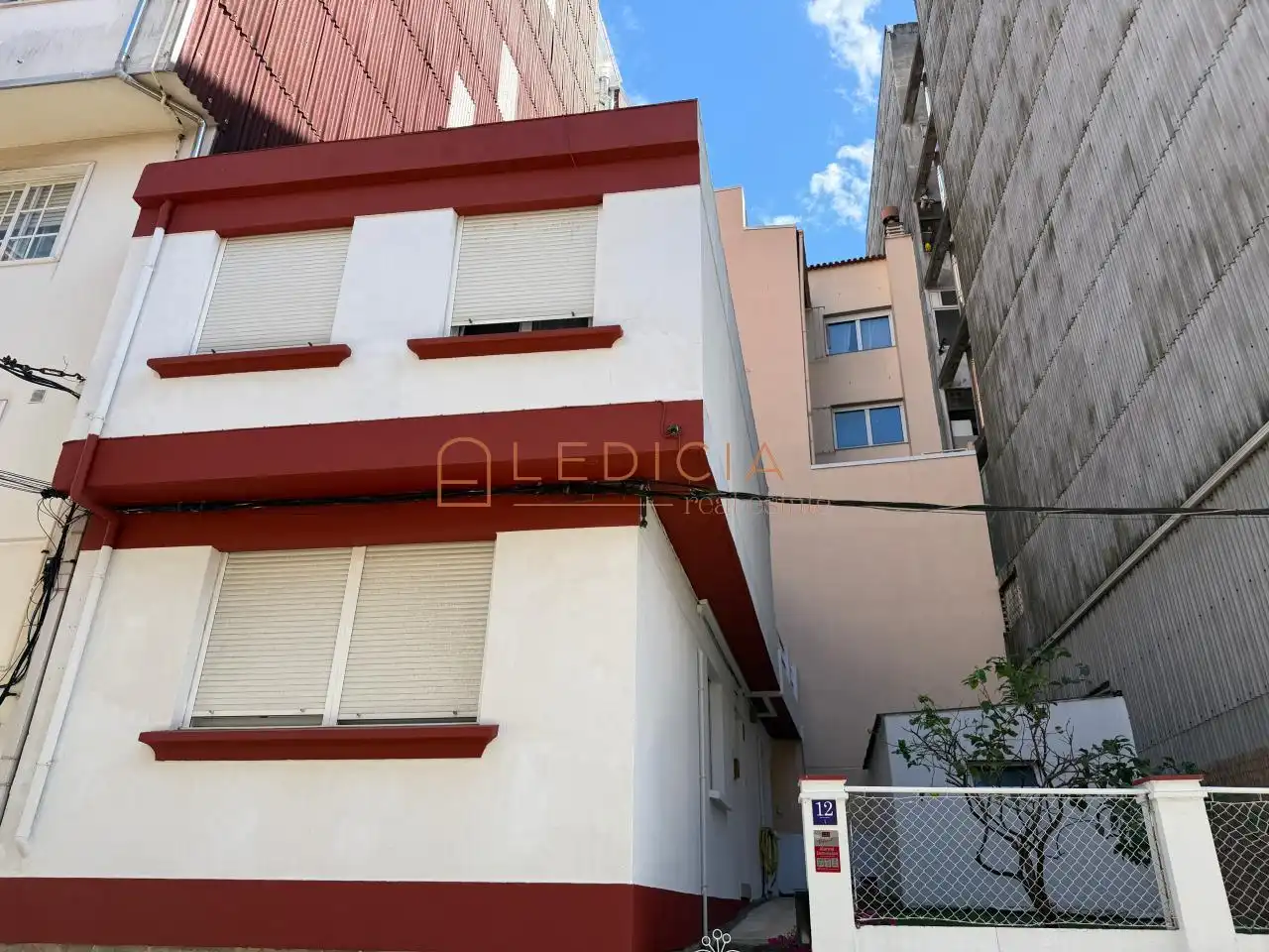 Vista exterior de Casa o chalet de alquiler en Cangas  con Calefacción, Jardín privado y Parquet