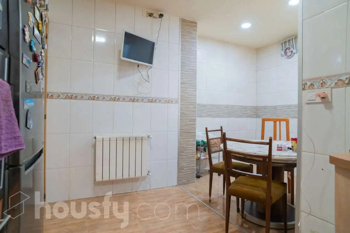 Kitchen of Flat for sale in Arganda del Rey  with Private garden, Terrace and Balcony
