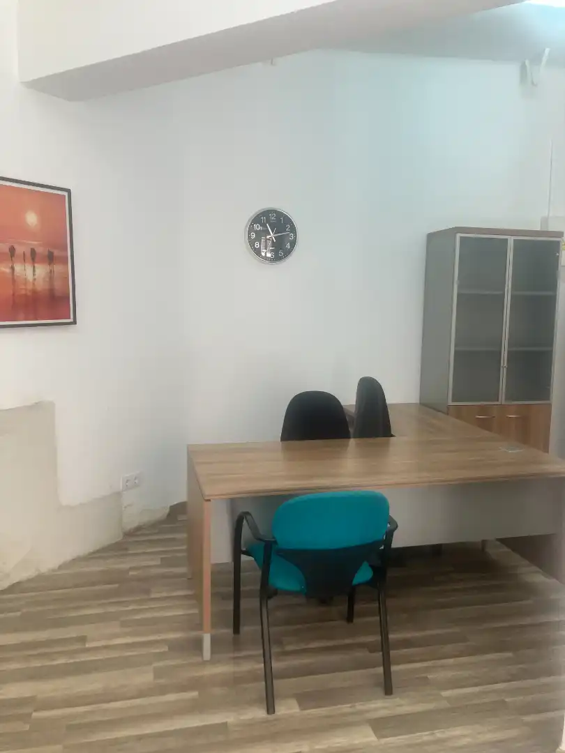 Local en venda en Badalona amb Aire condicionat, Parquet i Moblat