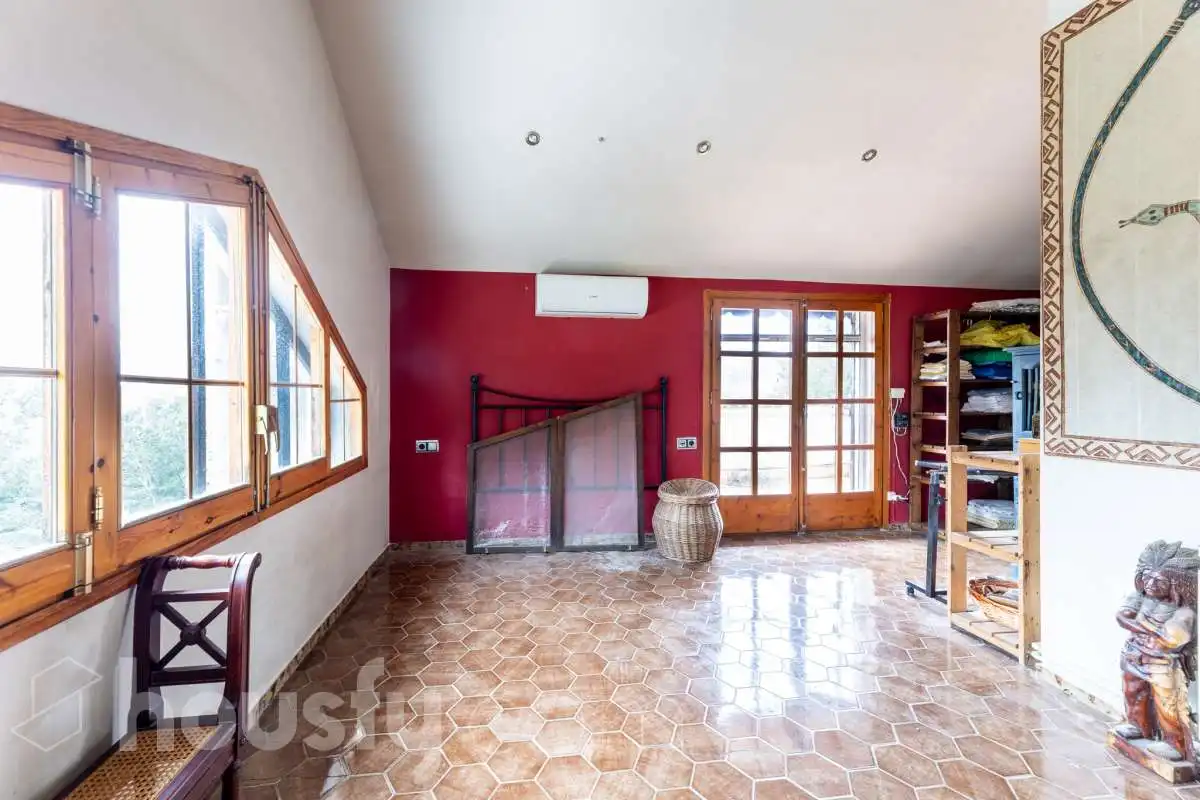 Casa o xalet en venda en Torrelles de Foix amb Aire condicionat, Calefacció i Jardí privat