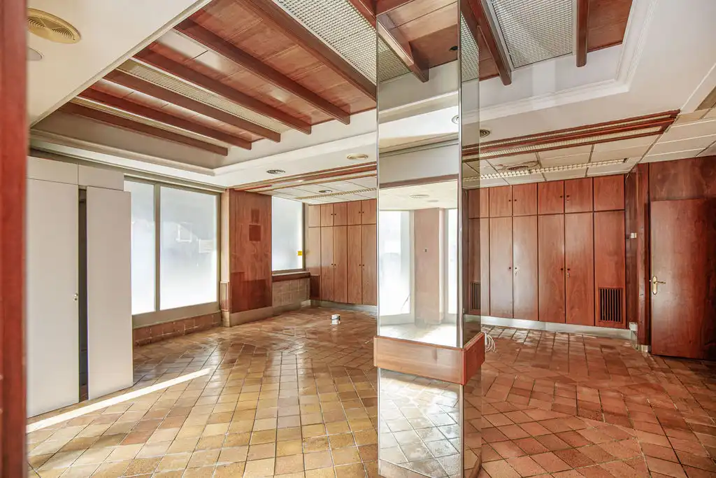 Local comercial en venta en Pz Dr Gravalosa, imagen 5