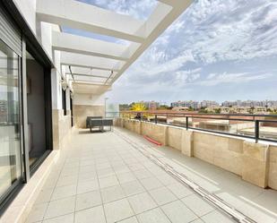 Terrassa de Apartament de lloguer en Orihuela amb Aire condicionat, Terrassa i Piscina