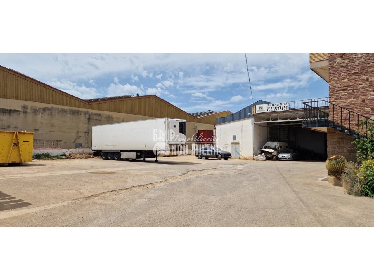 Exterior view of Industrial buildings for sale in Albal