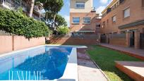 Garden of Single-family semi-detached for sale in Castelldefels  with Heating, Terrace and Swimming Pool