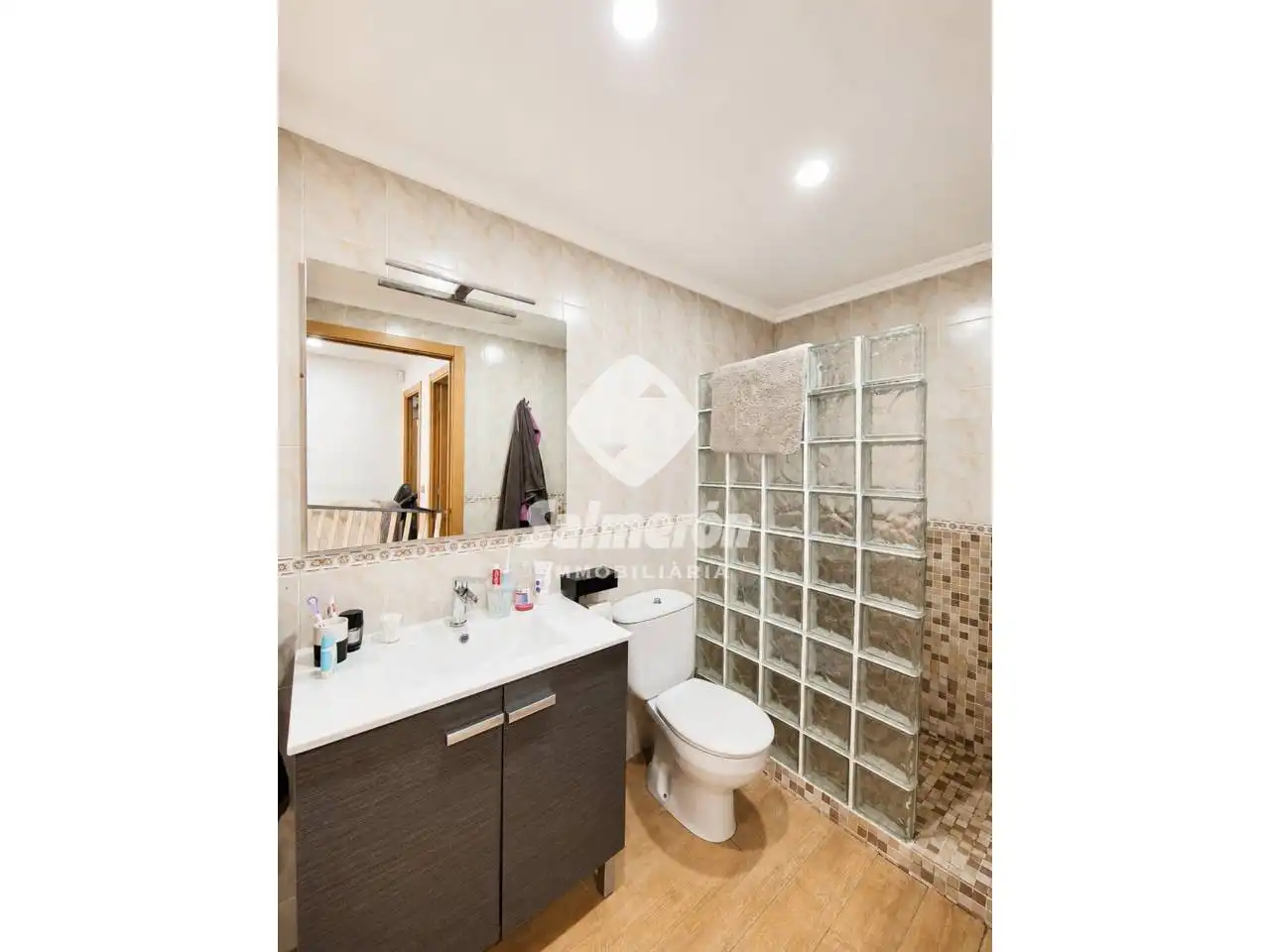 Baño de Piso en venta en Palafolls con Aire acondicionado, Calefacción y Parquet