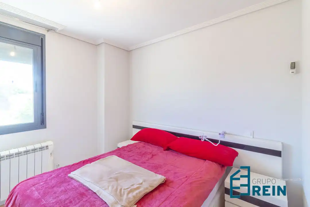 Bedroom of Flat for sale in Recas  with Air Conditioner and Heating