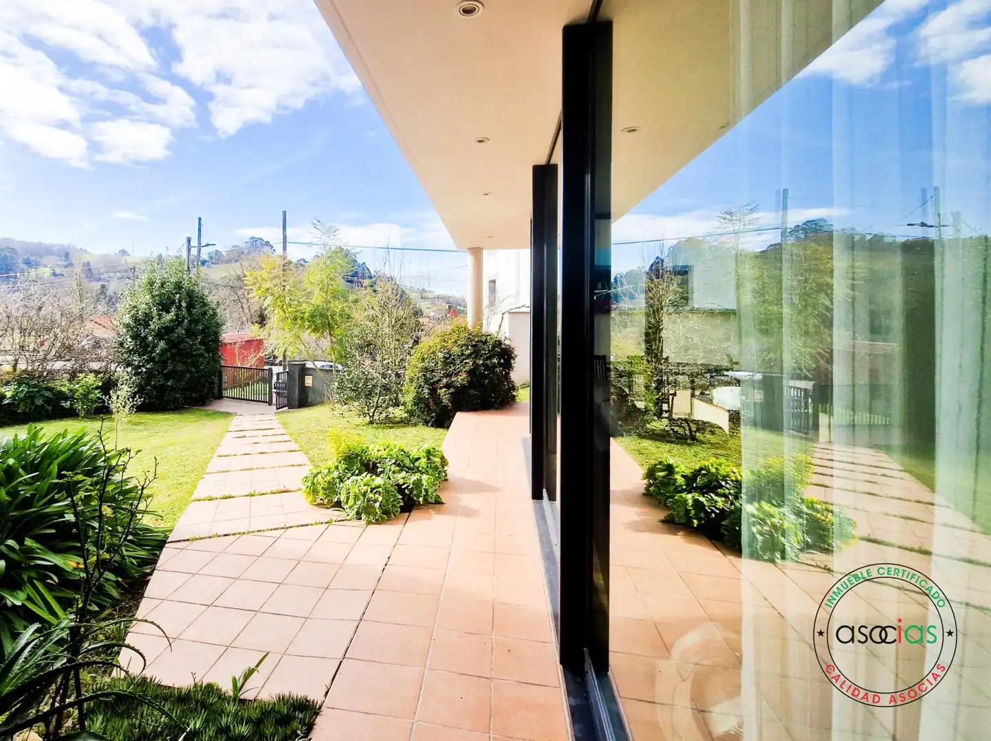 Houses for sale in Antigua carretera de Pinzales, Porceyo
