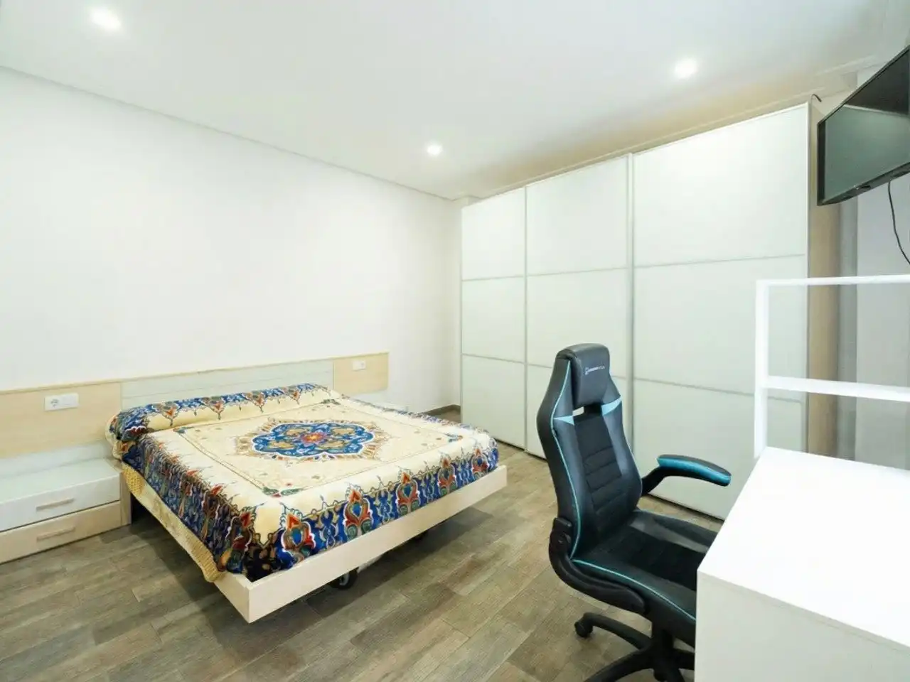 Habitación de Piso en venta en Carlet con Jardín privado, Terraza y Amueblado
