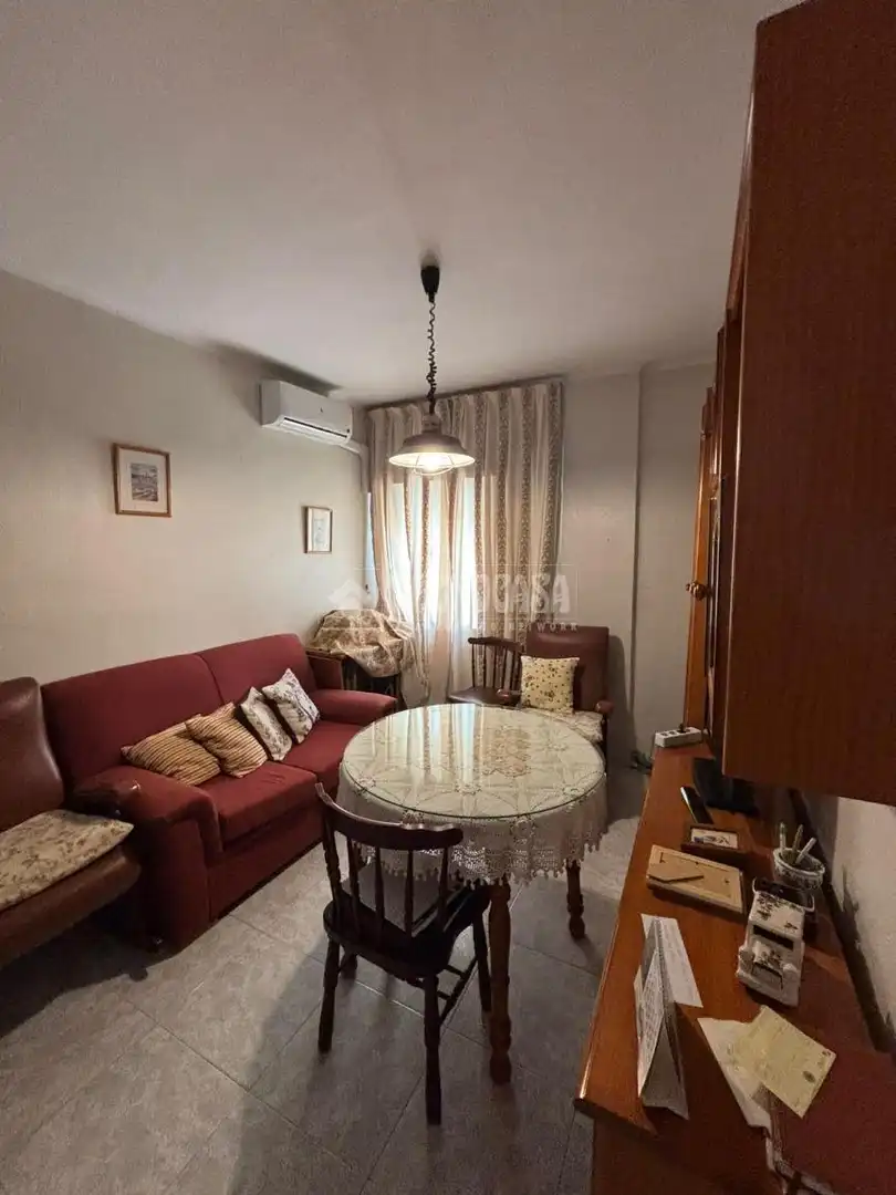 Living room of Flat for sale in Sevilla  with Terrace