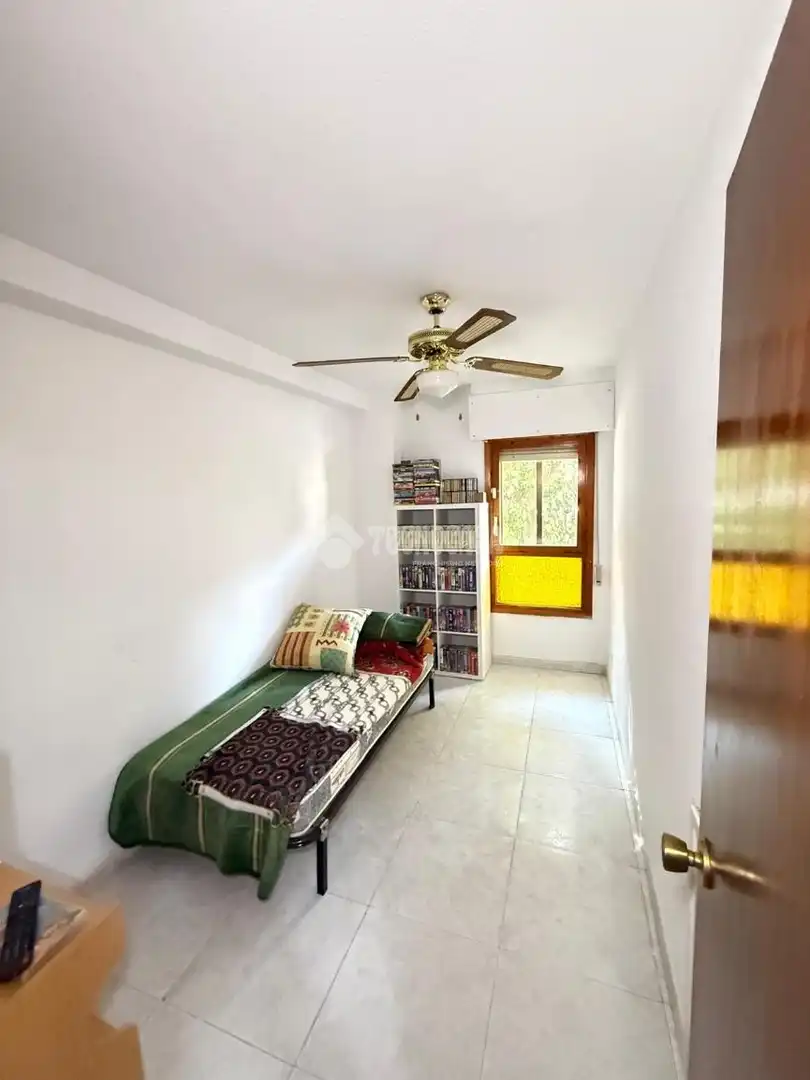 Habitación de Piso en venta en Fuenlabrada con Calefacción, Terraza y Amueblado